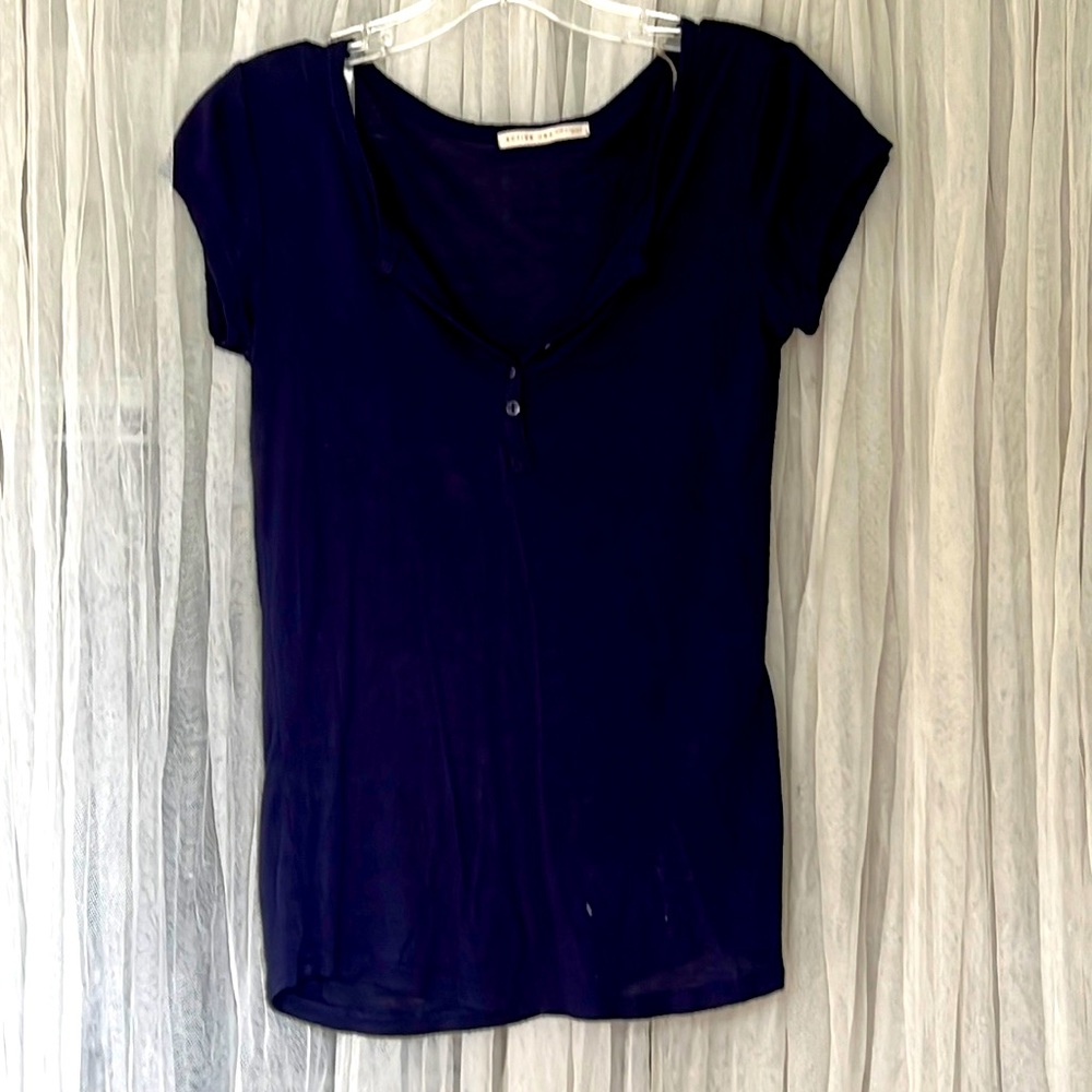 ⭐️ Active USA blue Henley button up shirt sleeve top women size S